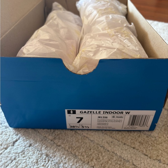 Adidas Gazelle Indoor W Pink Suede Sneakers with White Stripes - Picture 6 of 7